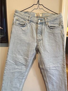 Pull&Bear Men's Light Wash Slim Straight Jeans